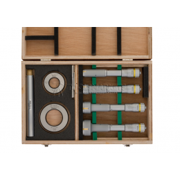 Набор нутромеров с установочными кольцами и удлинителем 20-50 мм MITUTOYO 368-913 Набор нутромеров с установочными кольцами и удлинителем 20-50 мм MITUTOYO 368-913