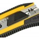 Технический нож GRI 25 мм с обрезиненным корпусом и автофиксацией лезвия TAJIMA LC660B/Y1